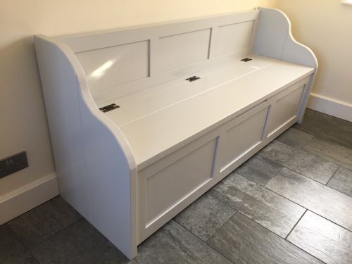 Click Here To Enlarge This Photo Of Window Seat