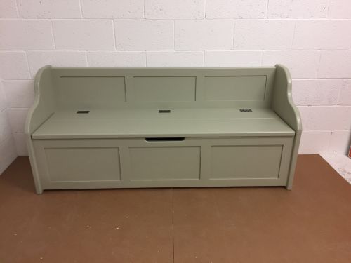 Click Here To Enlarge This Photo Of Window Seat