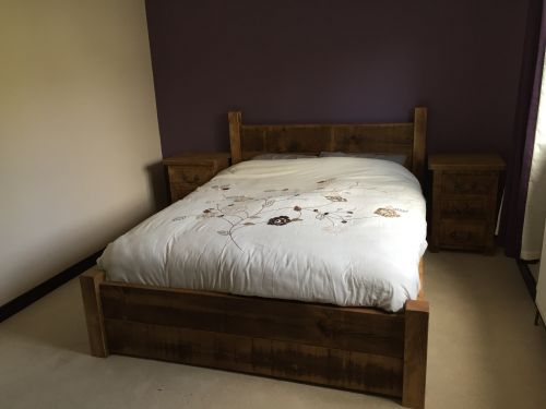 Click Here To Enlarge This Photo Of Rustic Pine Plank Bed