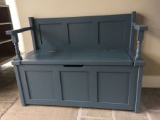 Window Seat With Arms