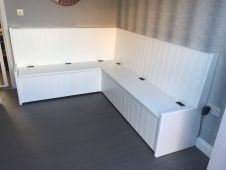 Grooved Corner Bench